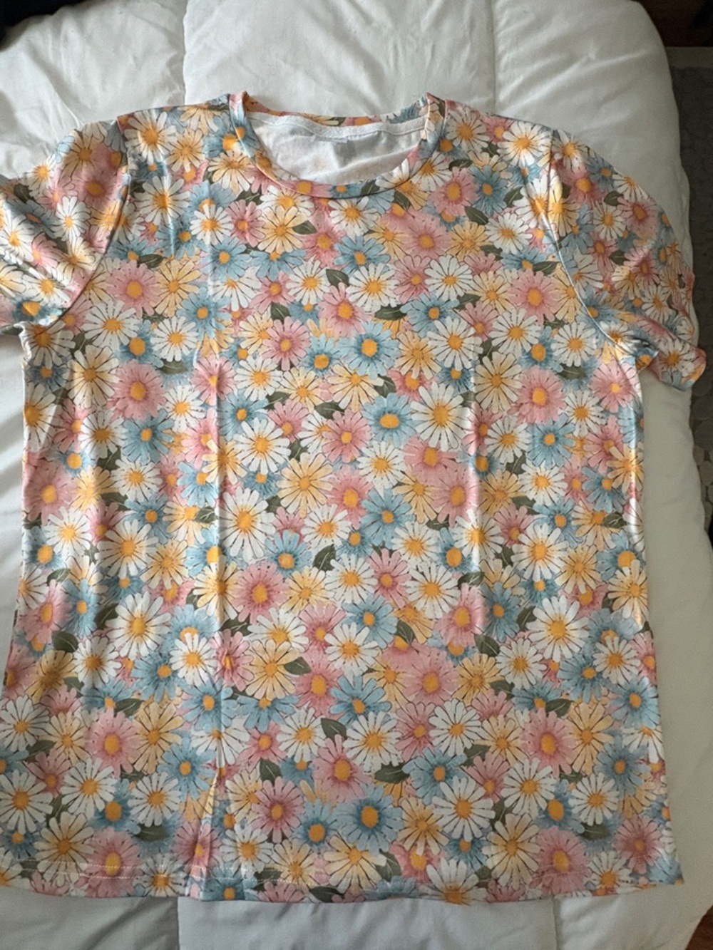 NEW! Womens’ Floral Short-Sleeve Top - Pastel Daisy Print - Sz XL